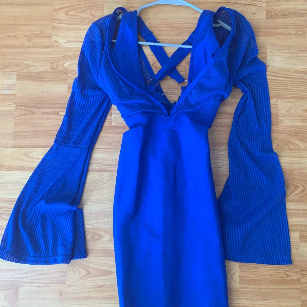 Blue off shoulder body-con dress